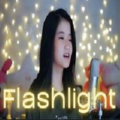 Shania Yan - Flashlight